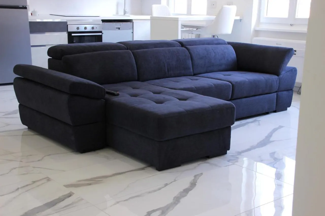 Dreamich - Scavi Romani Apartment Desenzano del Garda Italy