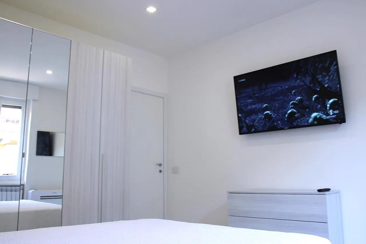 Dreamich - Scavi Romani Apartment Desenzano del Garda 0*,